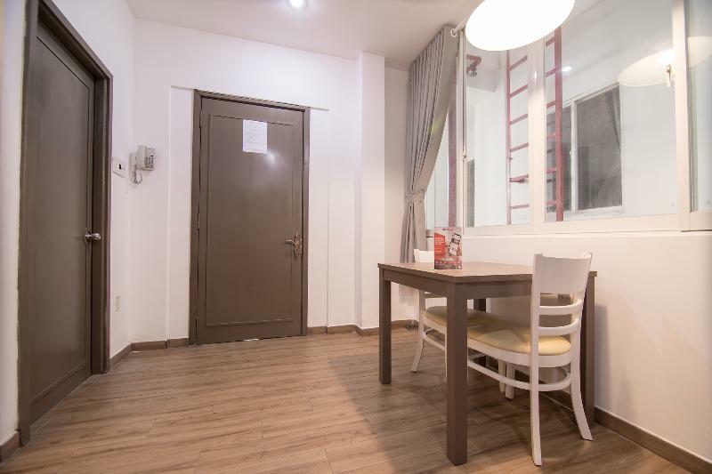 Reddoorz Plus Near Tan Dinh Market Ho Chi Minh-stad Buitenkant foto